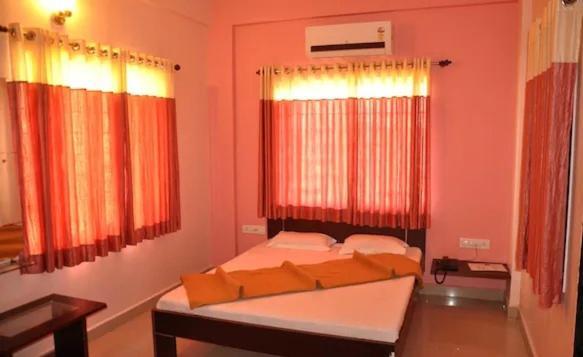 Hotel Mahakal Tulsi Somnāth エクステリア 写真